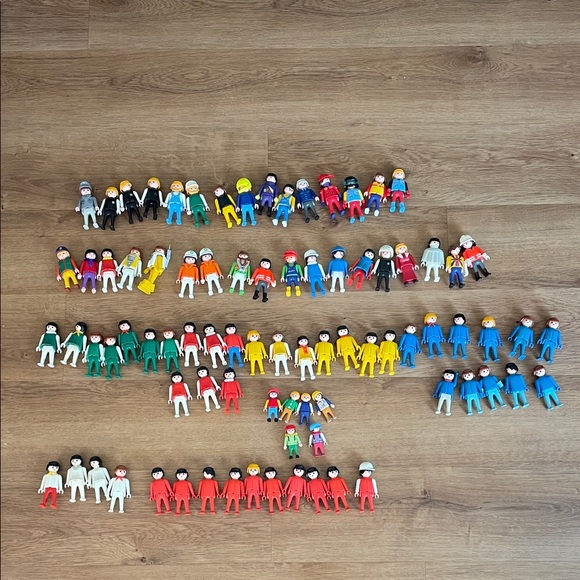 Lot of Vintage Playmobil Characters - Picture 1 of 6